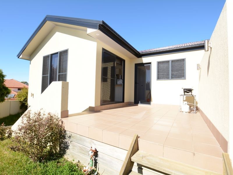 16b Mistral Place, Old Bar NSW 2430