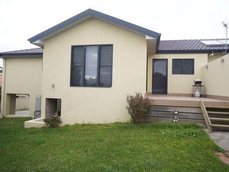 16b Mistral Place, Old Bar NSW 2430