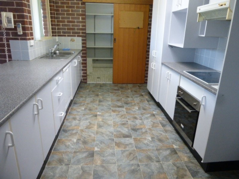 43 Molong Road, Old Bar NSW 2430