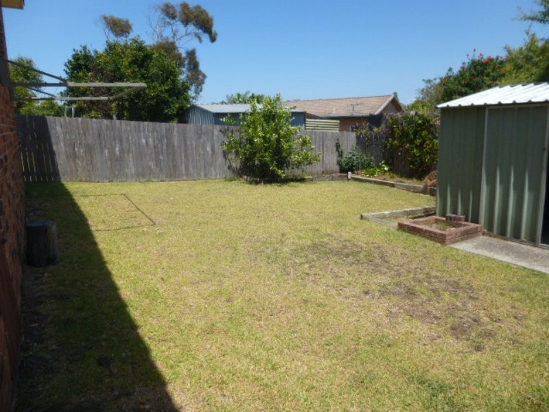 43 Molong Road, Old Bar NSW 2430