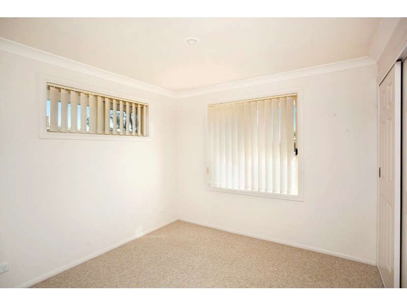 1/76 Old Bar Road, Old Bar NSW 2430