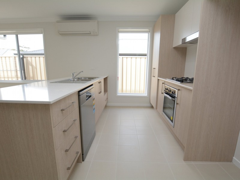 10 Trevally Avenue, Old Bar NSW 2430