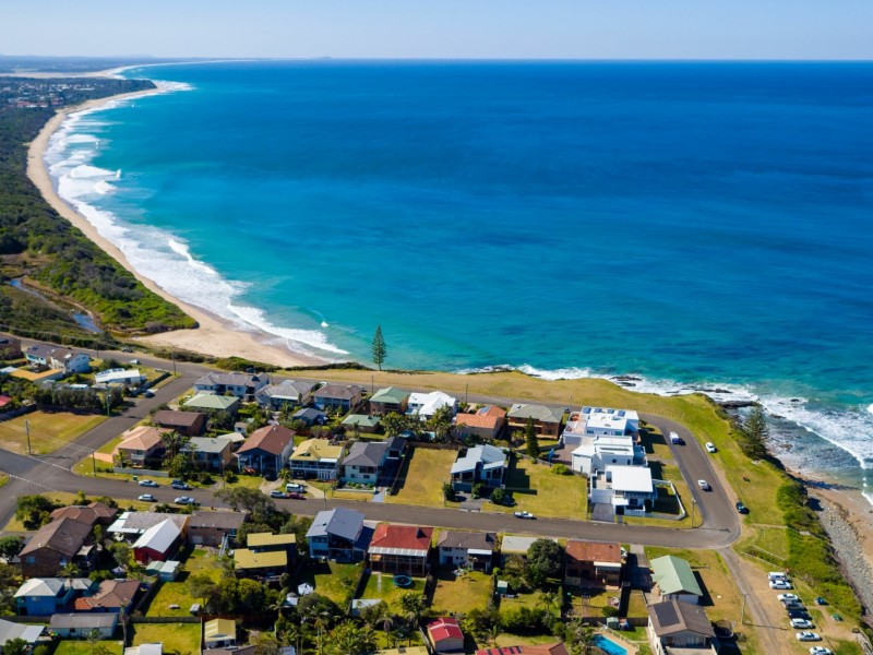 8 Ocean Drive, Wallabi Point NSW 2430