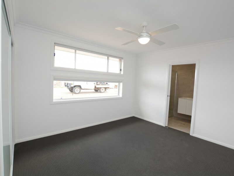 4a Egret Street, Old Bar NSW 2430