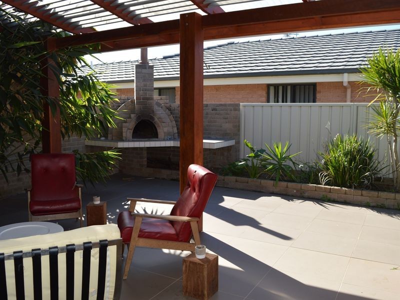 22 Bluehaven Drive, Old Bar NSW 2430