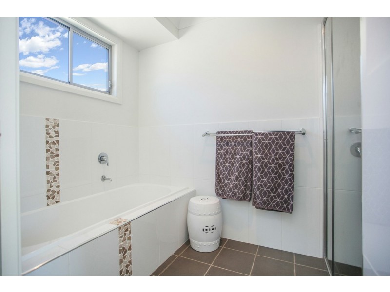 17 Shantull Drive, Wallabi Point NSW 2430