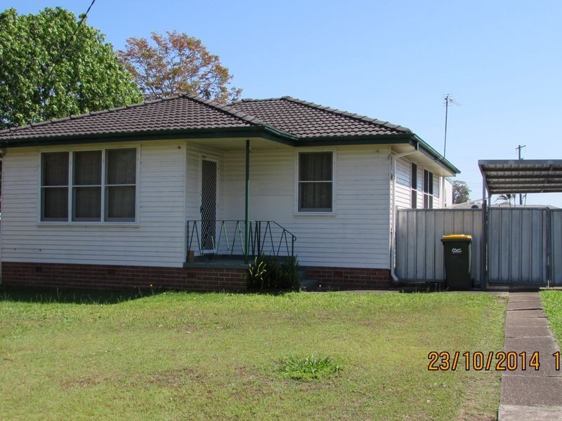 5 Gwenneth Ave, Taree NSW 2430