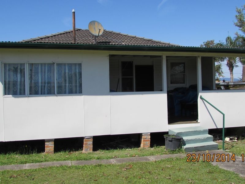 5 Gwenneth Ave, Taree NSW 2430