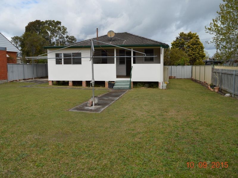 5 Gwenneth Ave, Taree NSW 2430