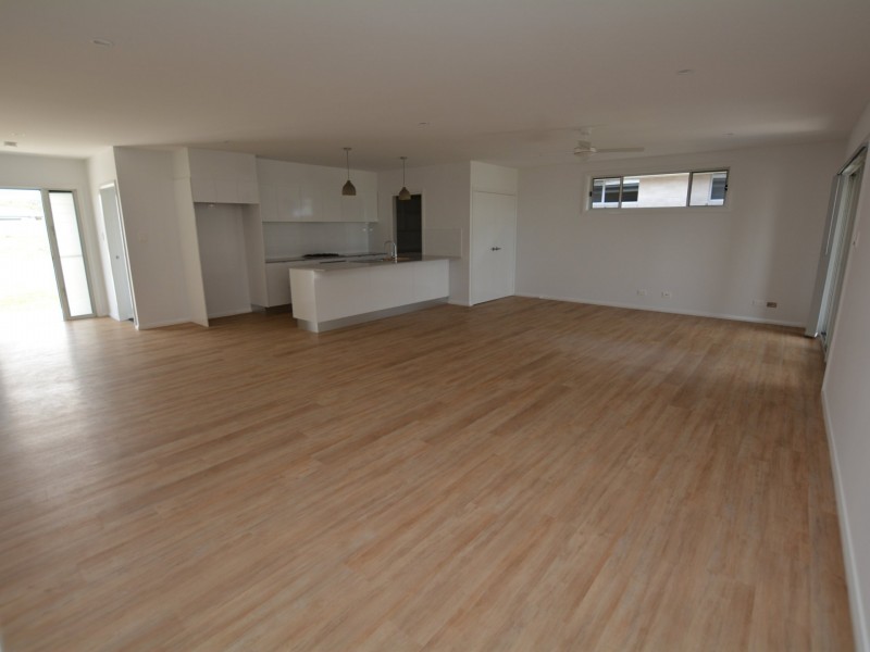2 Egret Street, Old Bar NSW 2430