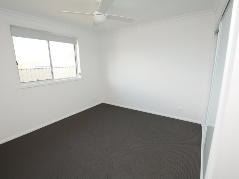 2 Egret Street, Old Bar NSW 2430