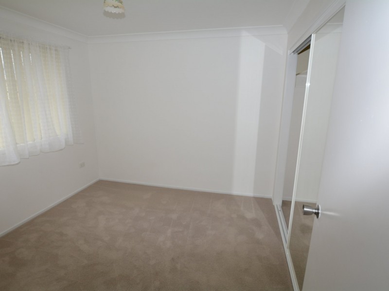 Unit 2/26 Old Bar Road, Old Bar NSW 2430