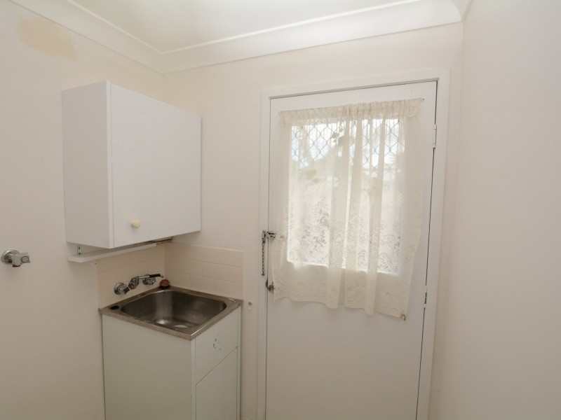 Unit 2/26 Old Bar Road, Old Bar NSW 2430