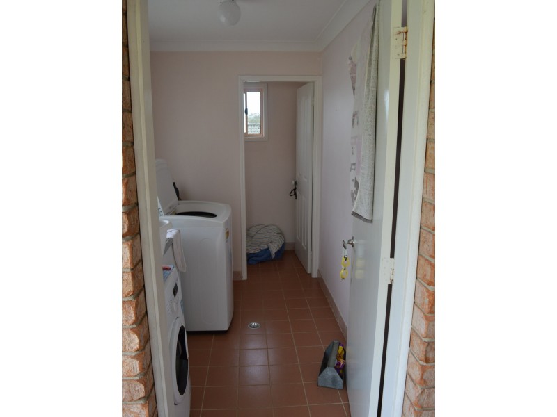 5 Burrawong Cres, Taree NSW 2430