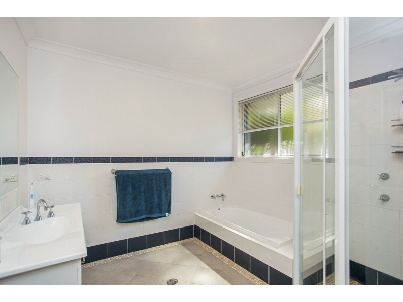 20 Surfsound Avenue, Wallabi Point NSW 2430