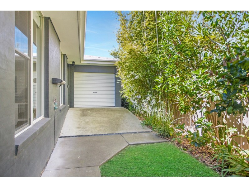 20 Surfsound Avenue, Wallabi Point NSW 2430