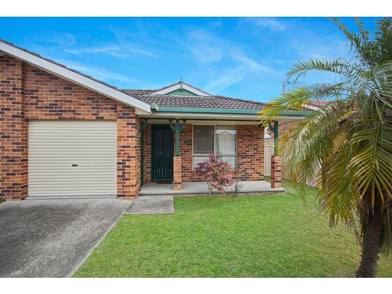 2/6 Casuarina Close, Old Bar NSW 2430