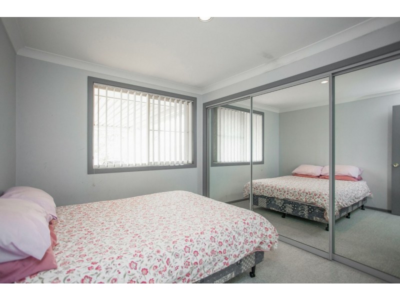 2/6 Casuarina Close, Old Bar NSW 2430