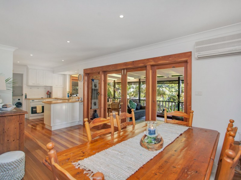 51 Molong Road, Old Bar NSW 2430