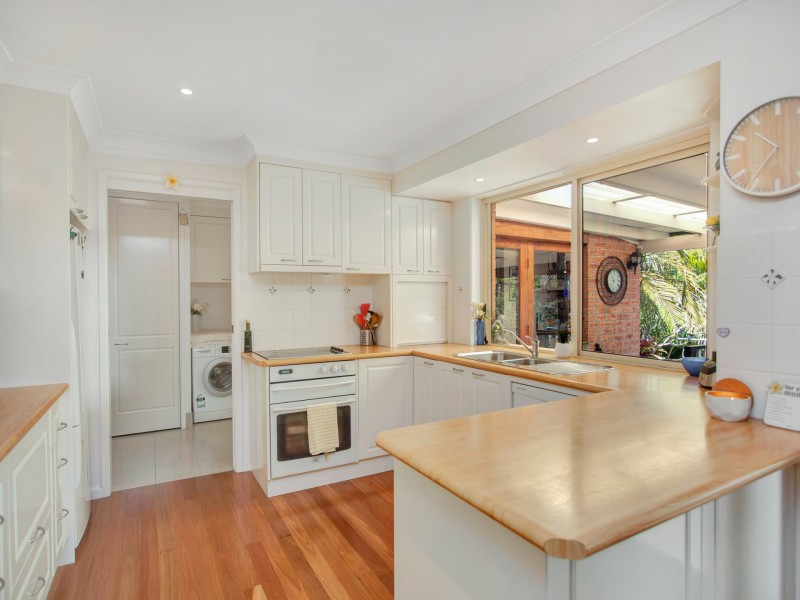 51 Molong Road, Old Bar NSW 2430