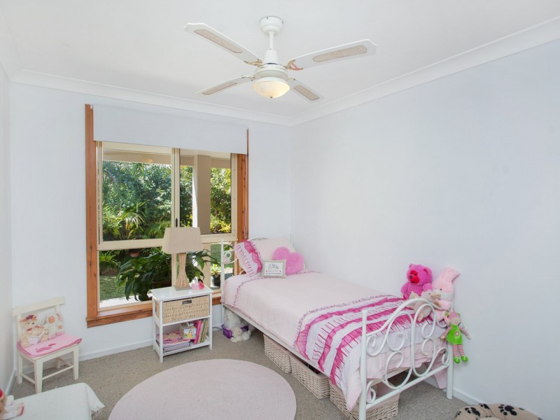 51 Molong Road, Old Bar NSW 2430