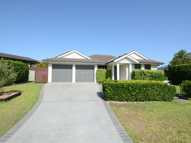 55 Bluehaven Drive, Old Bar NSW 2430