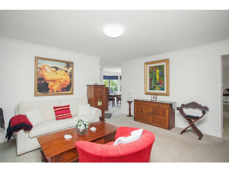 55 Bluehaven Drive, Old Bar NSW 2430