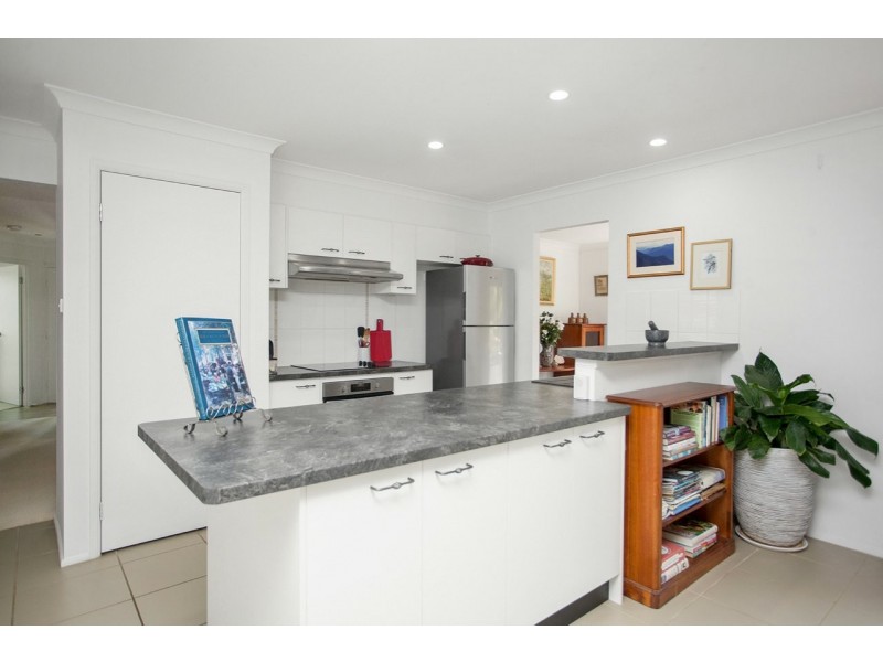 55 Bluehaven Drive, Old Bar NSW 2430