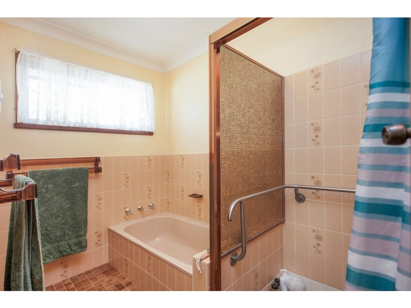 21 Richardson Street, Old Bar NSW 2430