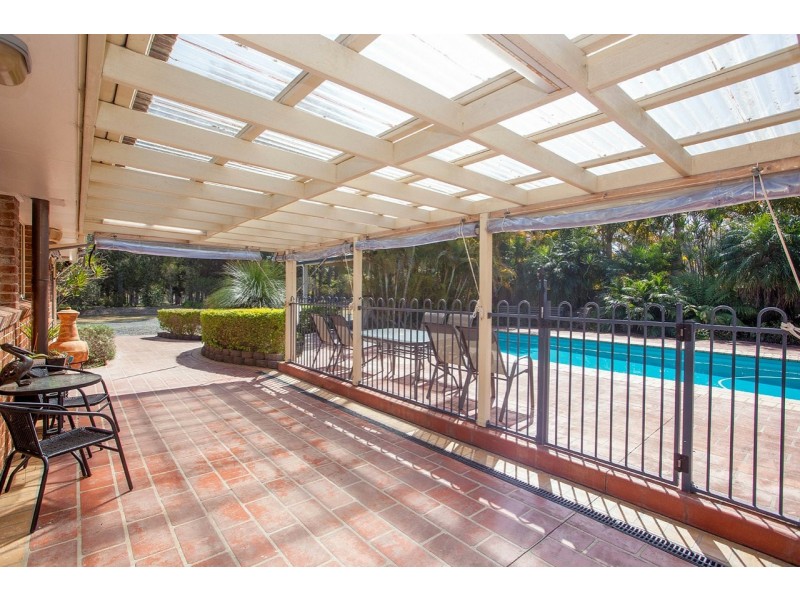 17 South Heron Road, Old Bar NSW 2430