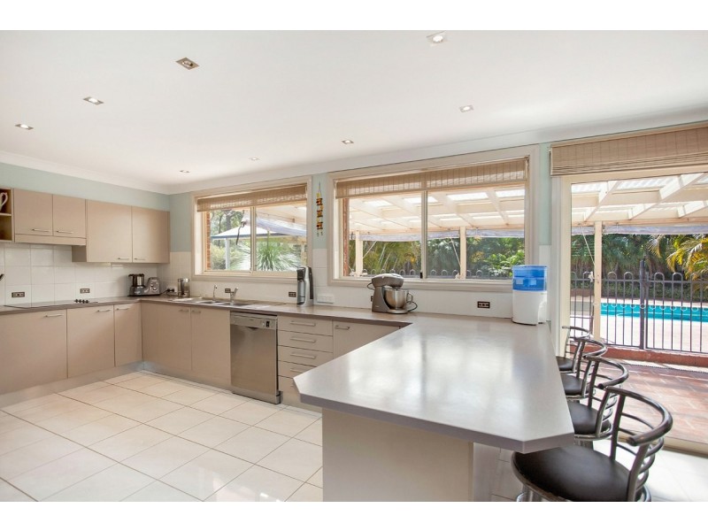 17 South Heron Road, Old Bar NSW 2430