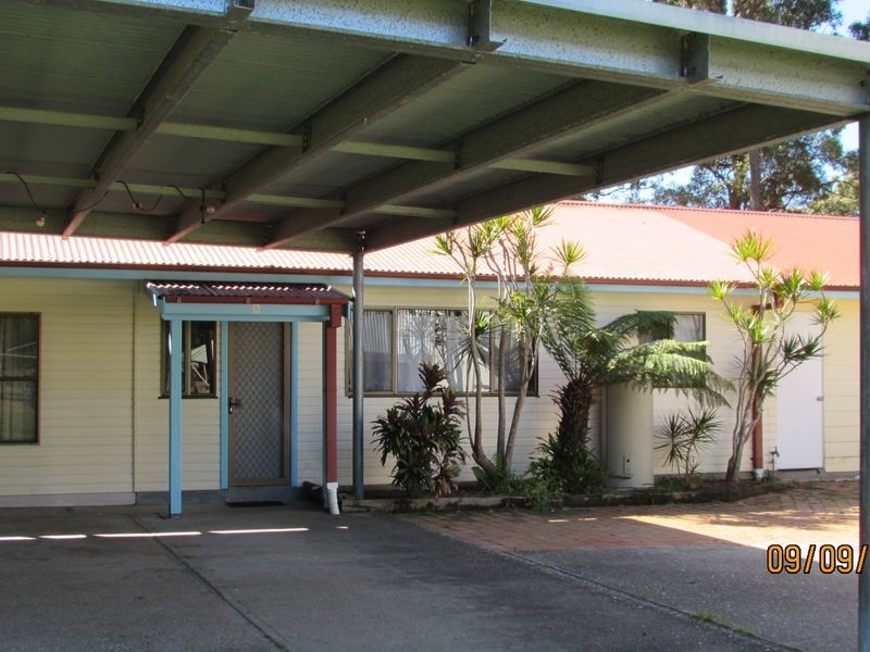 2/9 Jay Close, Old Bar NSW 2430