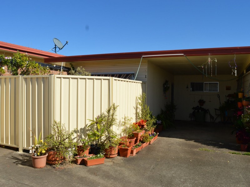 Unit 1/39-41 Old Bar Road, Old Bar NSW 2430