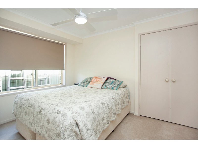 19 Pryor Crescent, Old Bar NSW 2430