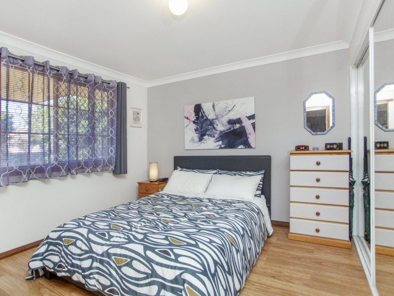 2/74 Old Bar Road, Old Bar NSW 2430