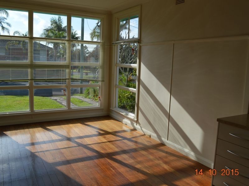 8 Nelson Street, Taree NSW 2430