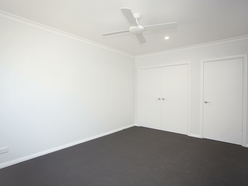 19 Tropicbird Crescent, Old Bar NSW 2430