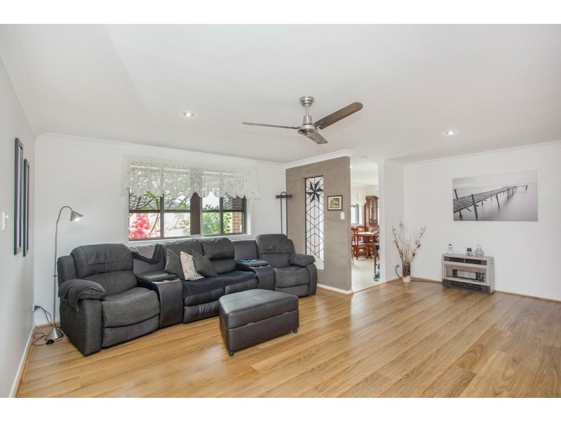 7 Mackerel Way, Old Bar NSW 2430