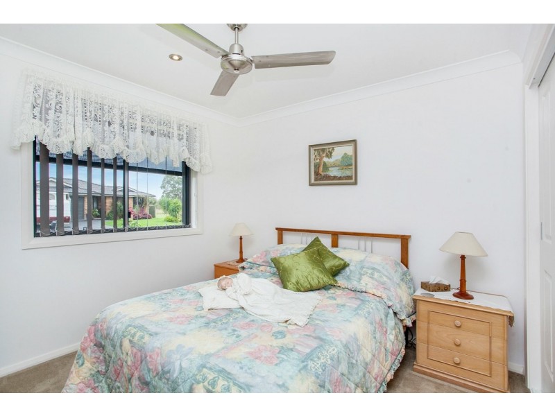 7 Mackerel Way, Old Bar NSW 2430