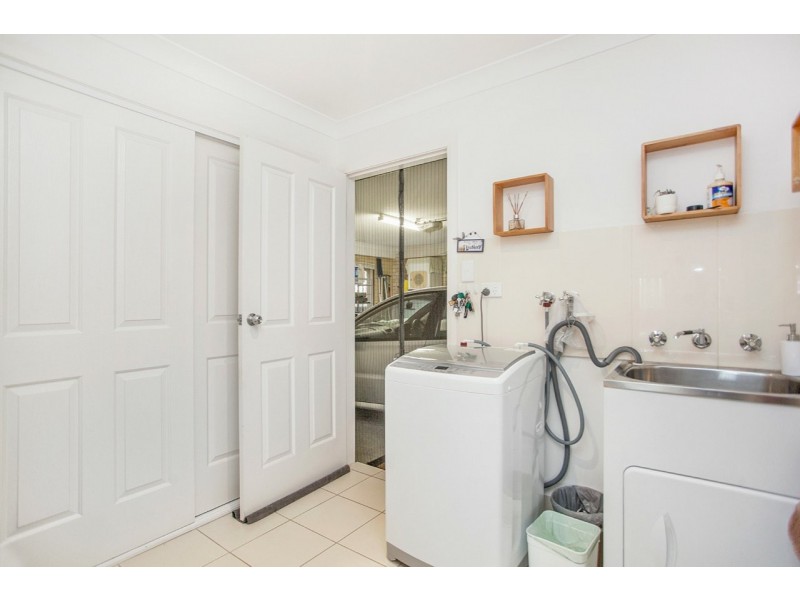 7 Mackerel Way, Old Bar NSW 2430