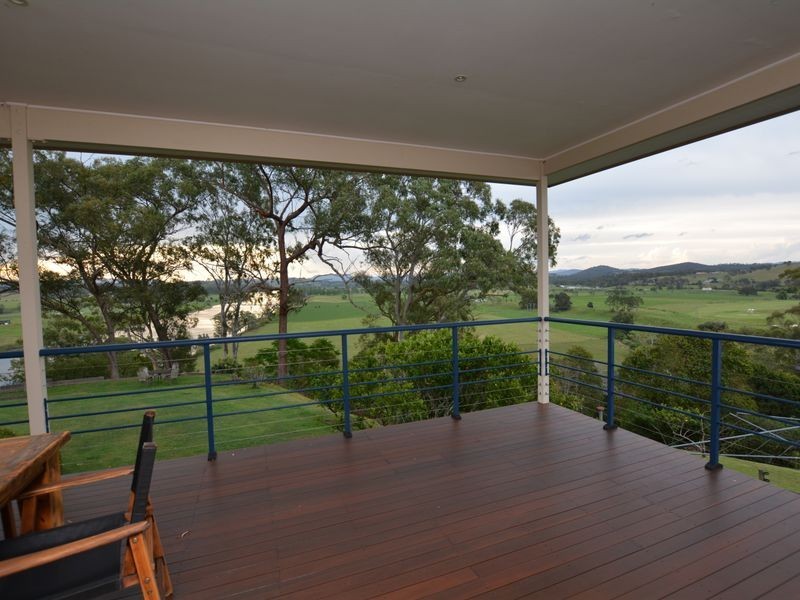 30 Ritchie Crescent, Taree NSW 2430