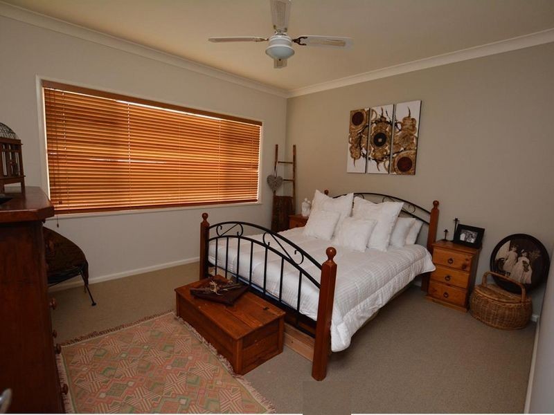 30 Ritchie Crescent, Taree NSW 2430