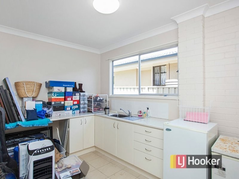 16 Old Bar Road, Old Bar NSW 2430