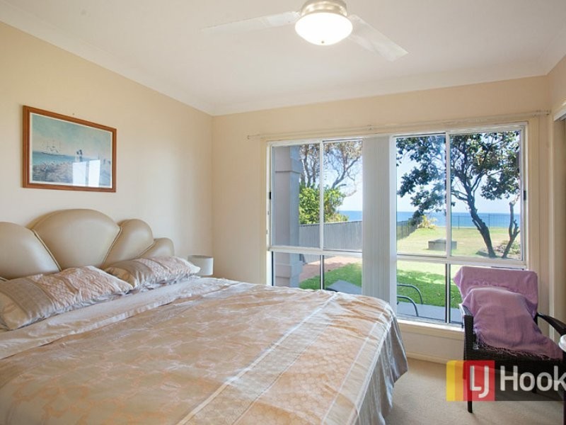 3/32 Lewis Street, Old Bar NSW 2430