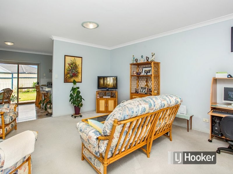 15 Berber Road, Old Bar NSW 2430