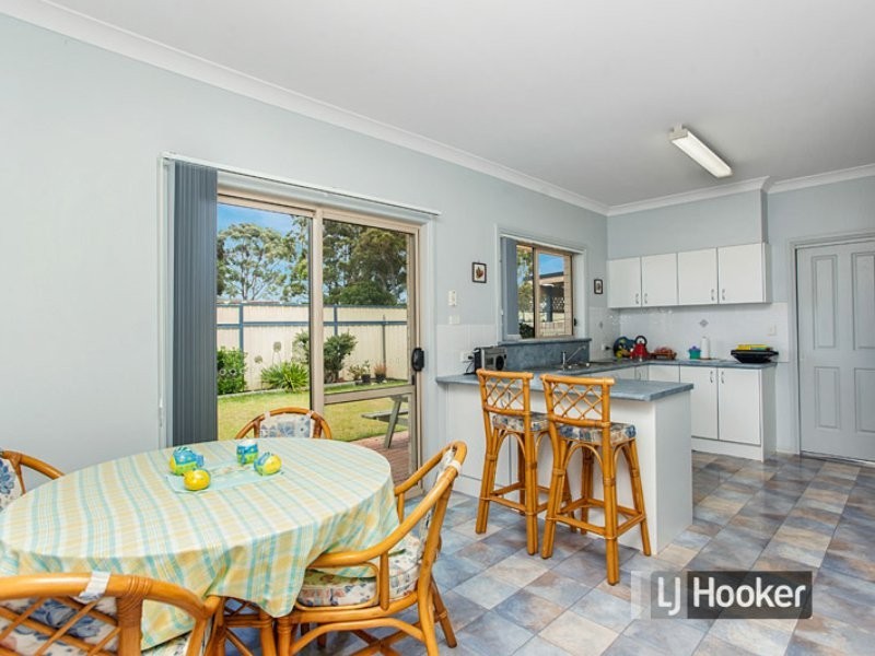15 Berber Road, Old Bar NSW 2430