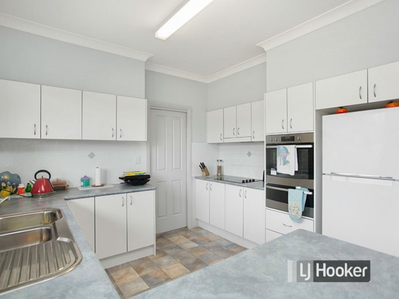 15 Berber Road, Old Bar NSW 2430