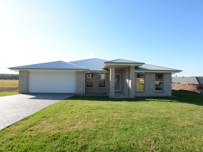 11 Ondaroo Crescent, Old Bar NSW 2430