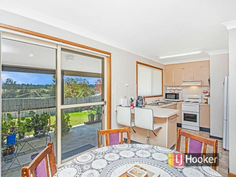 2/33 Gannet Crescent, Old Bar NSW 2430