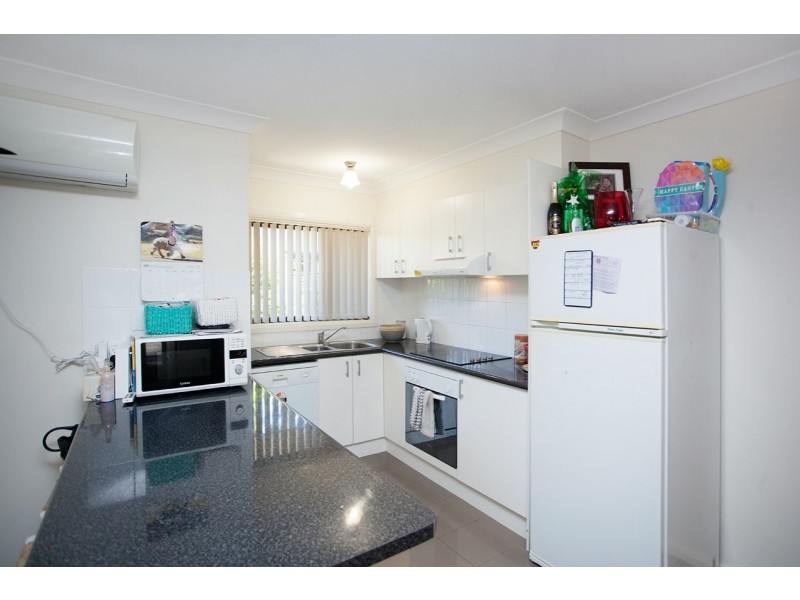 2/15 Connell Street, Old Bar NSW 2430